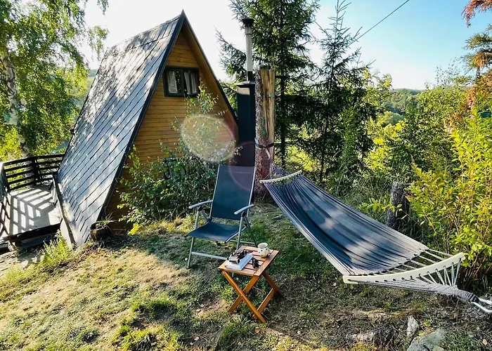 シャレー Hrach A Lusk